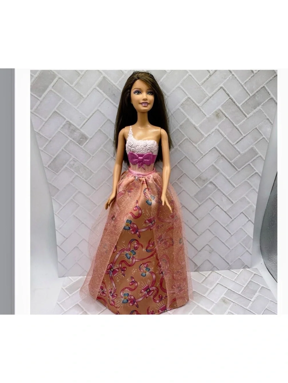 Barbie Enchanted Princess Doll Pink Gown with Ribbon Tulle Dress#W2859  B12
